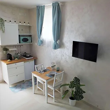 Ilary 아파트 *